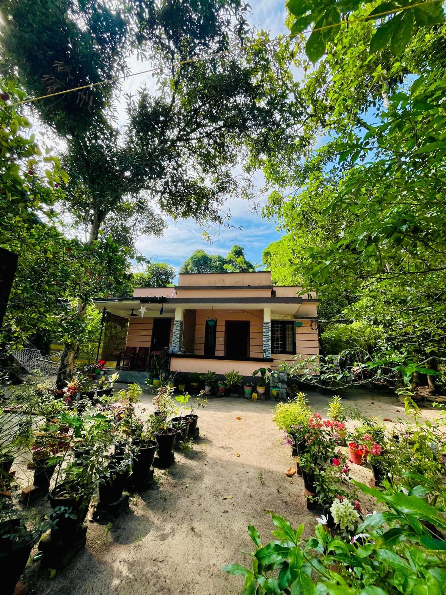 Marari Kallyani Beach Homestay Mararikulam Exterior photo